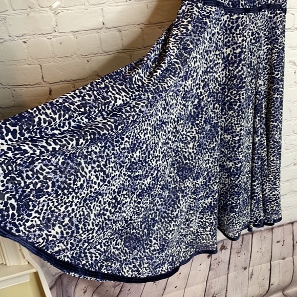 Bice patterned Drop Waist Drape Neck Flared Dress - Picture 9 of 12